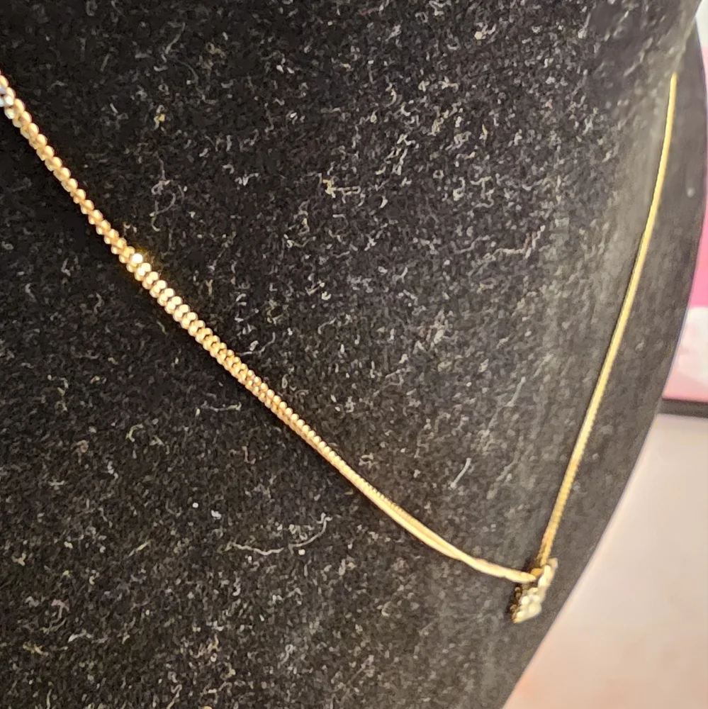 ✨️Givenchy G Logo Vintage Gold Tone & Crystal Pendant Necklace✨️ - Picture 10 of 11